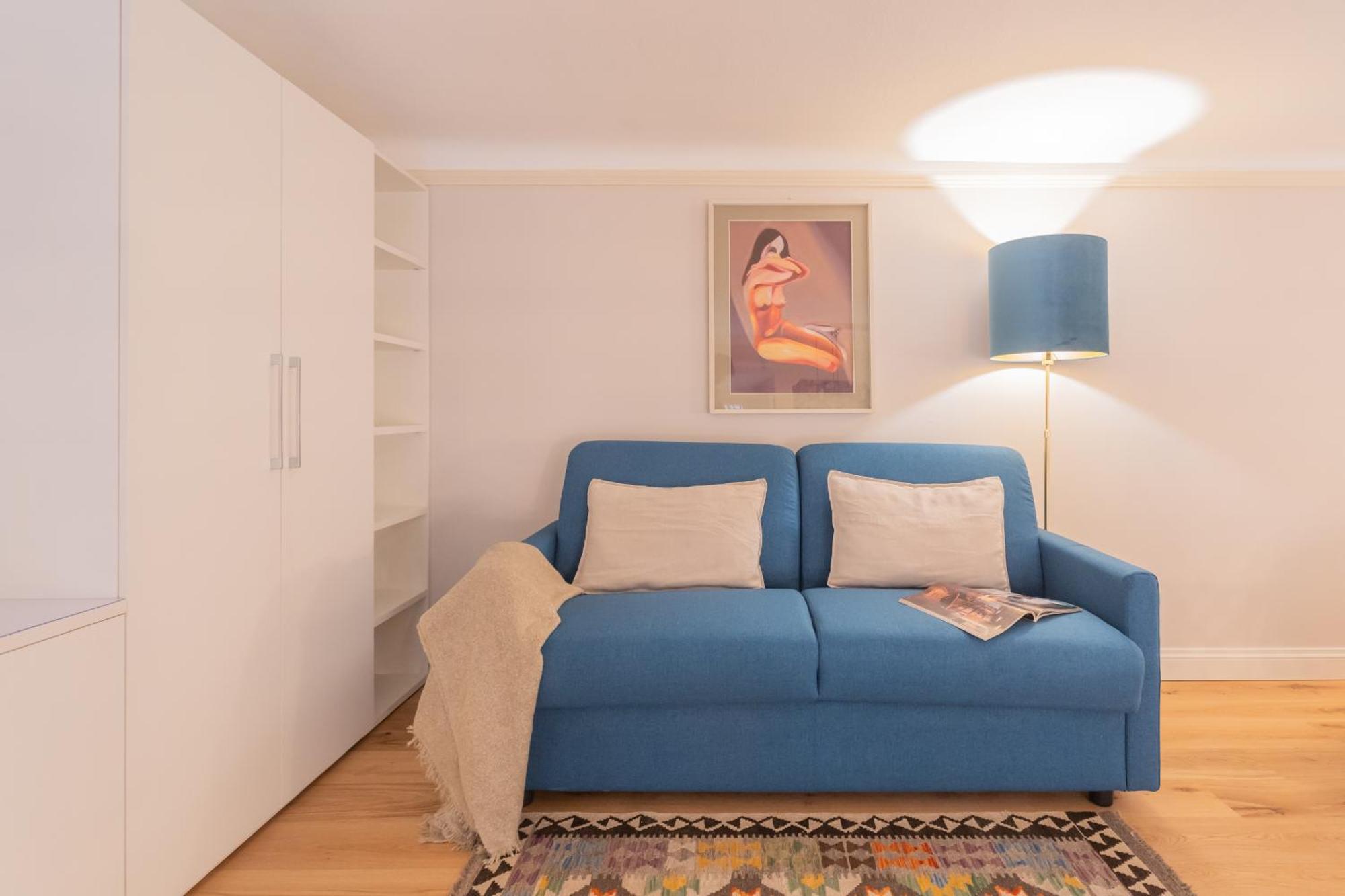 Cinque Giornate 70 By Rent Apartment Como