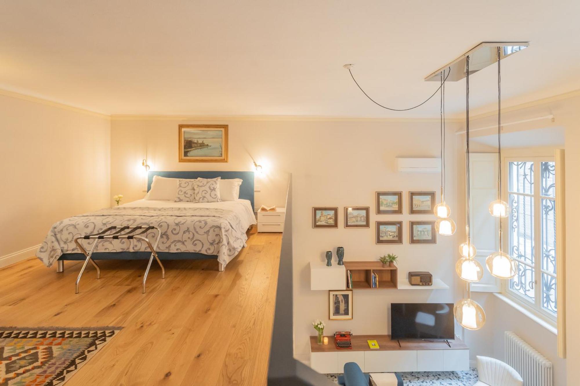 Cinque Giornate 70 By Rent Como